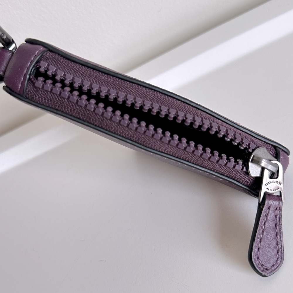 Coach Triangle Zip Pouch Leather Dark Grape Carabiner C5647 - Picture 13 of 17